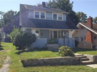 18 Oakland St, Huntington, NY