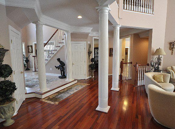 4th image of 9212 Marovelli Forest Dr