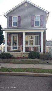 544 Plymouth St, Hanover Township, PA, 18706