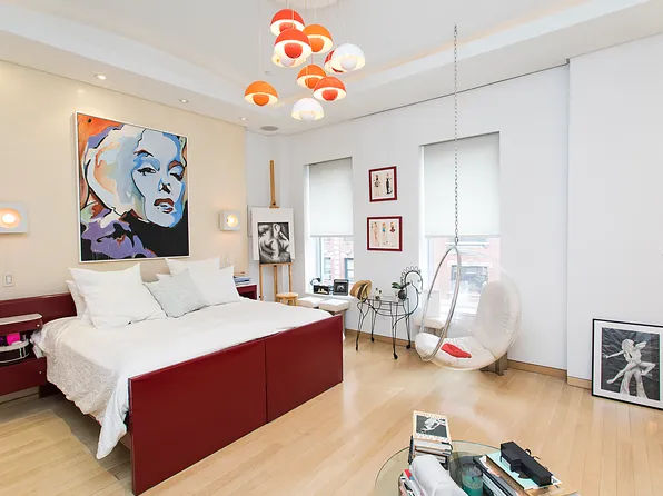 314 West 92nd Street image 3 of 12