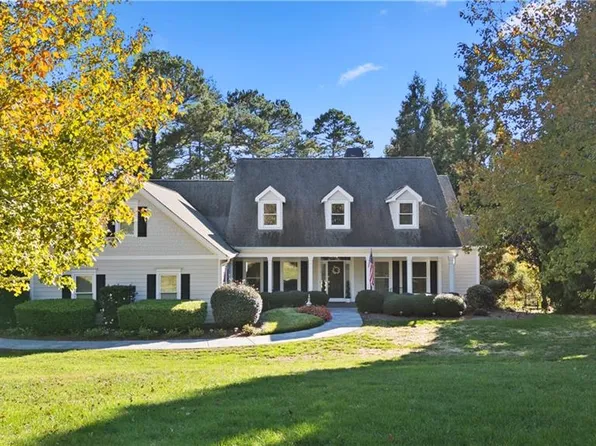 4213 Tall Hickory Trl, Gainesville, GA 30506