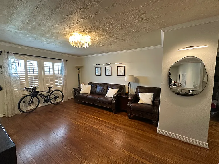 1803 Du Barry Ln — Photo 25