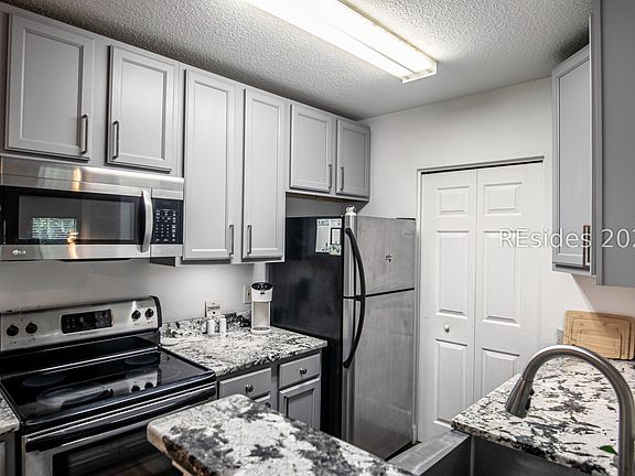 3rd image of 897 Fording Island Road UNIT 411