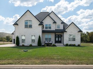 7313 Pembrooke Farms Dr, Murfreesboro, TN 37129