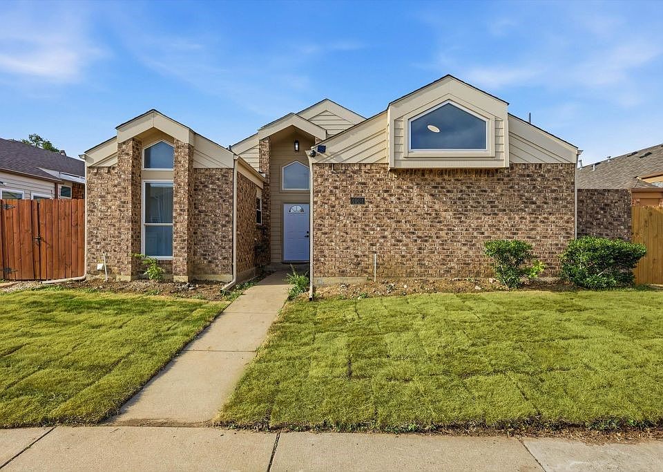 1st image of 4904 Courtside Dr