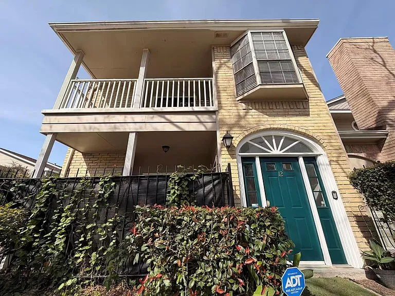 2220 Bering Dr #12 — Photo 1