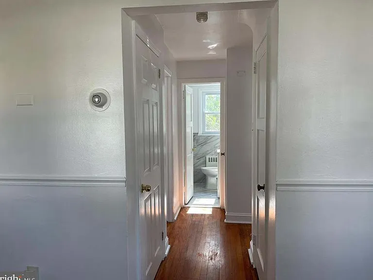 42 Lee St — Photo 5