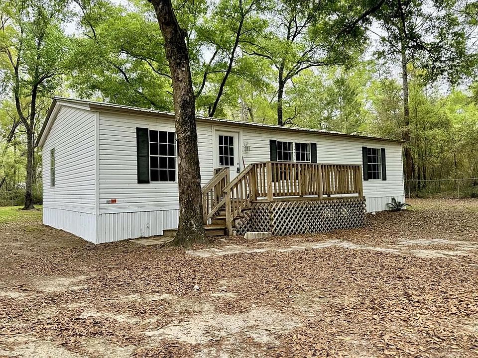 1st image of 9611 NE 66th Ln