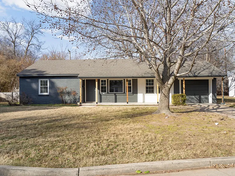 4828 S Madison Ave — Photo 20
