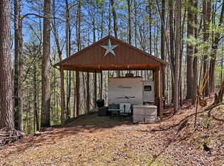 96 10th St, Ellijay, GA 30540