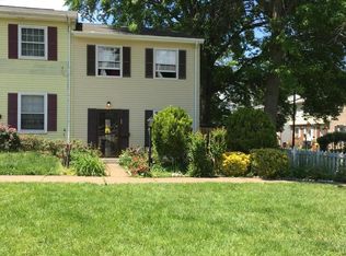 2856 Beechtree Ln, Woodbridge, VA 22191