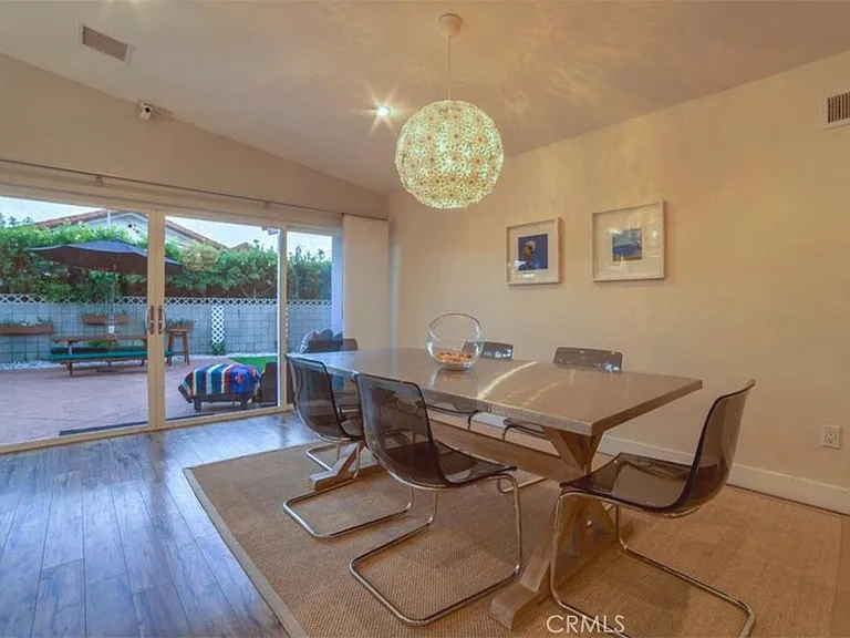 1530 Marine Ave — Photo 11