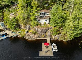 1439 Silver Lake Rd, Gravenhurst, ON P1P 1R3