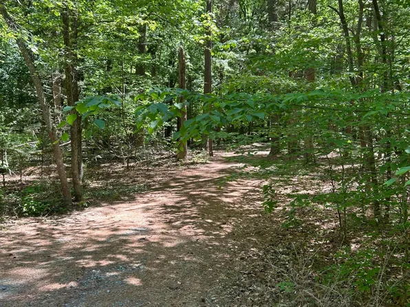 0 Holly Cir, Chapel Hill, NC 27514