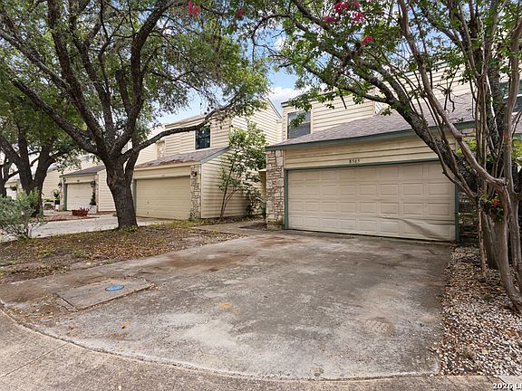 2nd image of 8565 Echo Creek Lane
