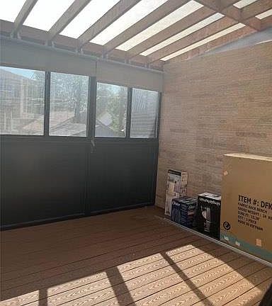 2nd image of 5314 194th Street