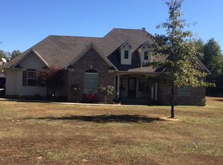 2 Greystone Dr, Greenbrier, AR 72058