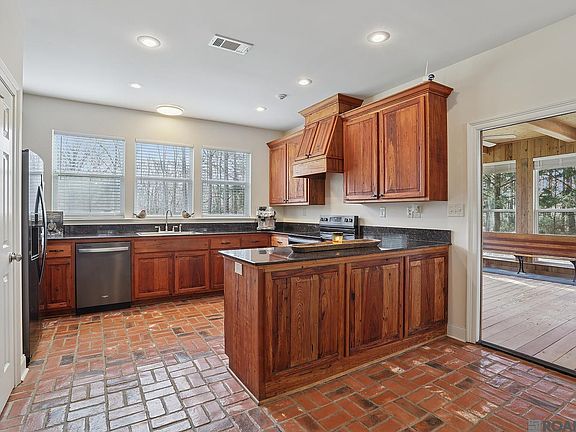 5th image of 11167 Wakefield Dr N