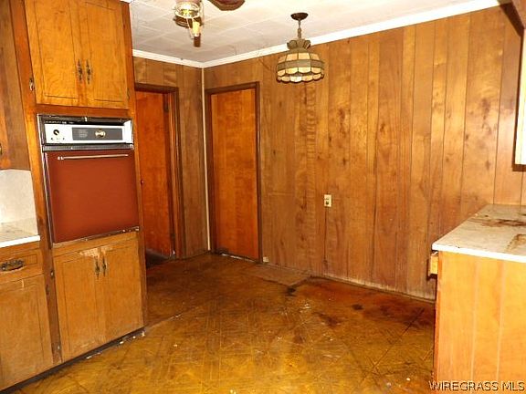 3rd image of 432 Ozark Rd