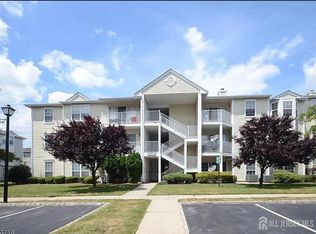 225 Rachel Ct, Franklin Park, NJ 08823