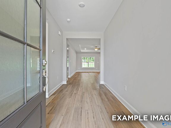 2nd image of 3008 Wayward Dr SE