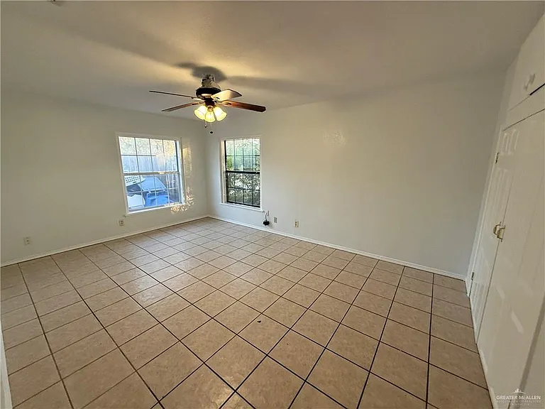 612 Tamarack Ave — Photo 6