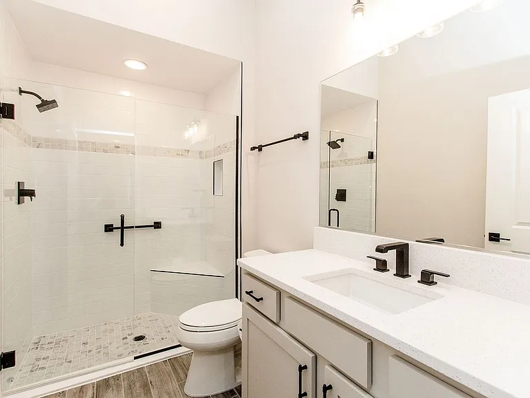 3321 Nisbet Loop — Photo 8