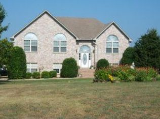 1024 Cliff White Rd, Columbia, TN 38401