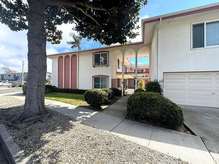 609 Kirk Ave — Photo 15