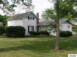 9600 N Crystal Rd, Vestaburg, MI 48891