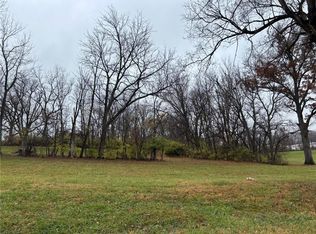 Karrasch St, Saint joseph, MO 64505