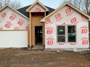 6105 Hartman Rd, Forest Hill, TX 76119