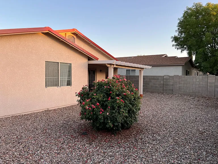 4631 Territorial Loop — Photo 4
