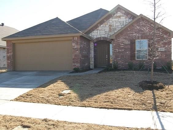 1st image of 1533 Castle Creek Dr