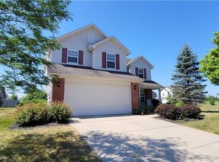 2245 Santa Fe Dr, Greenfield, IN 46140