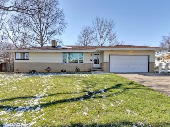 13333 Cherokee Trl, Middleburg Heights, OH 44130