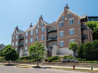 Commerce Bluff, Milwaukee, WI 53212