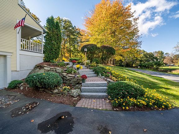 4th image of 21 Anthony Dr