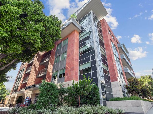 277 W Green St UNIT 306