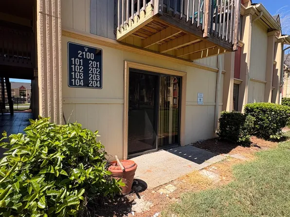 2100 Forest Knoll Dr NE APT 102, Palm Bay, FL 32905