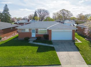 27436 Dover Ave, Warren, MI 48088