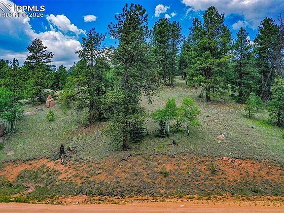 3rd image of 525 Spring Valley Ln