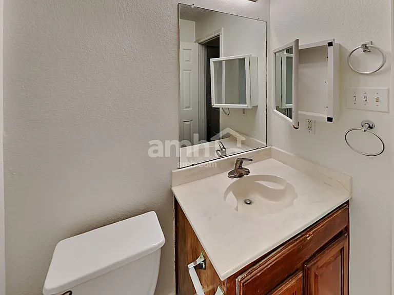 6024 Silkcrest Trl — Photo 18