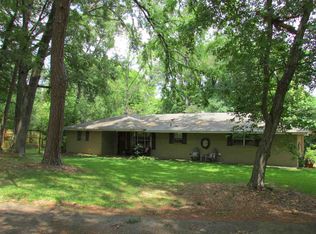 118 E Church St, Crystal Springs, MS 39059
