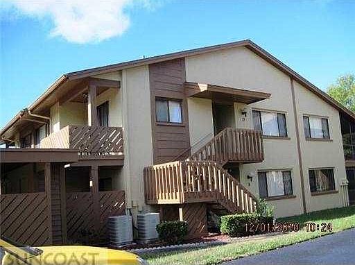 2nd image of 8303 Sandwedge Cir #D
