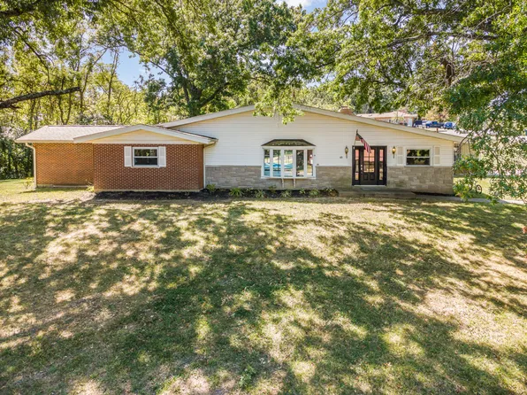 45 Viewpoint Dr, Alexandria, KY 41001