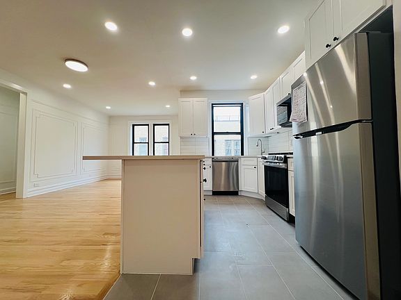 3rd image of 421 W 162nd St APT 5B