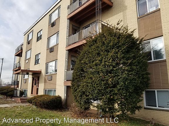 3rd image of 10 Thorn St #10051793