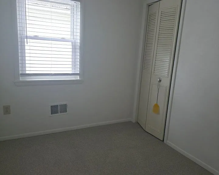 74 Schuler St — Photo 10
