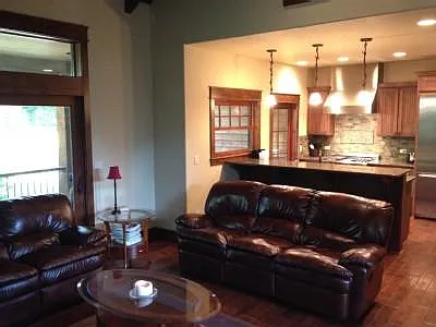 7 Markham Ct — Photo 10